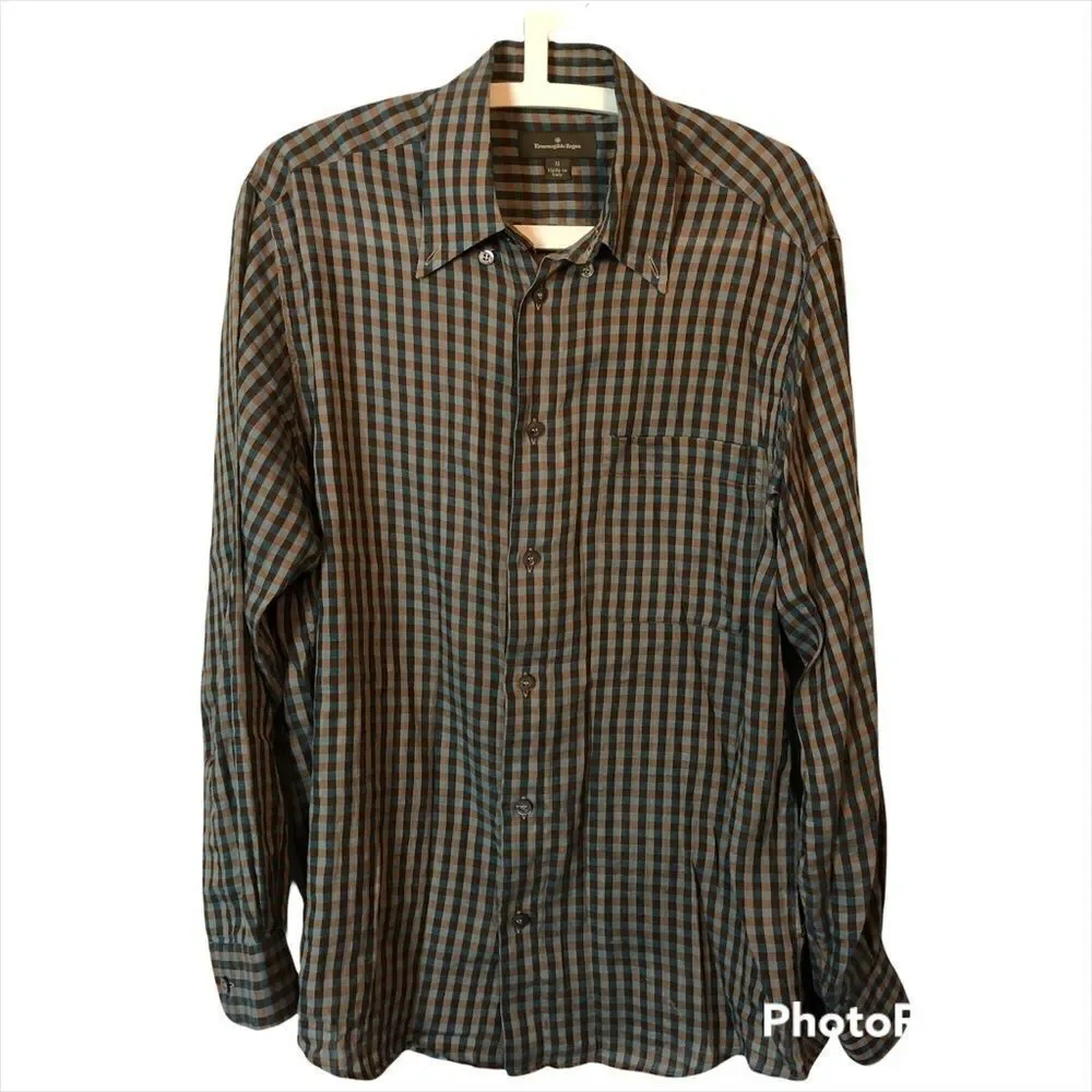 Ermenegildo Zegna linen button down shirt.